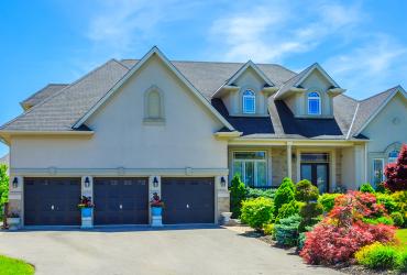 Luxury house in the suburbs