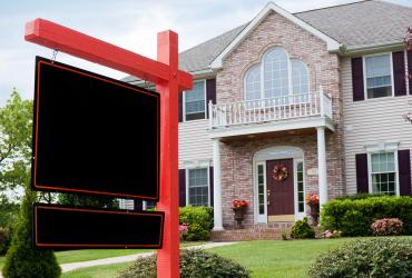 nice luxury home with blank for sale sign